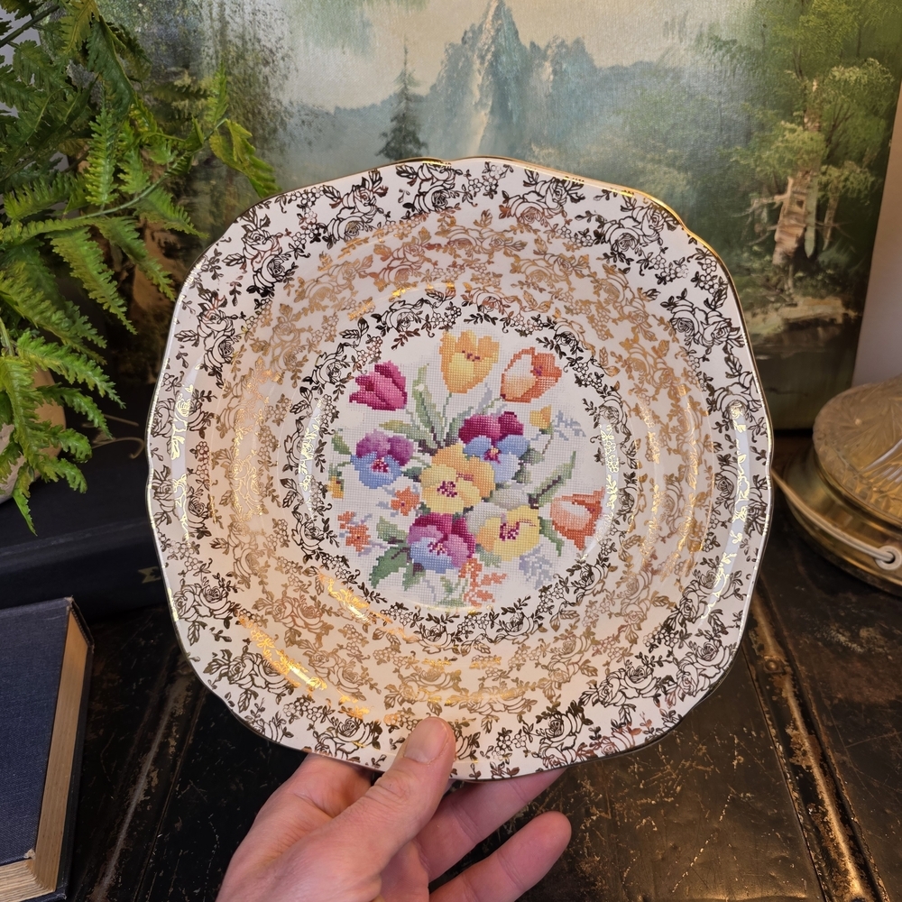 Vintage H&K Tunstall Old English Sampler 8" Petit-Point Gold Chintz Bowl